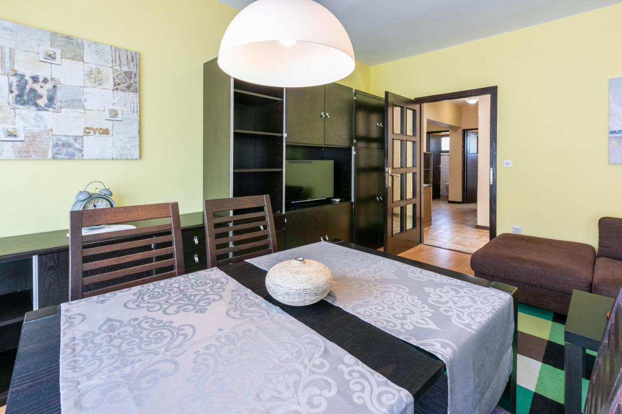 Zec Apartment *