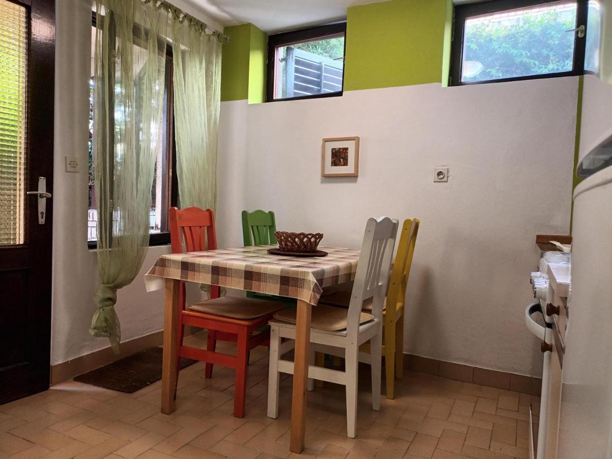 Zec Apartment