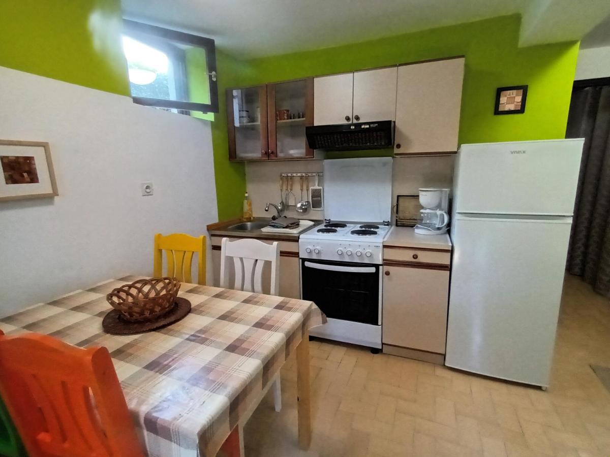 Zec Apartament